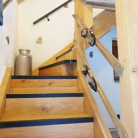 בית נופש Bergerie Grange Des 3 Cirques Troumouse Estaube 4 Personnes *